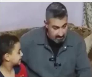 ياسر جلال يحقق أمنية الطفل بائع البلاستيك ويزوره في منزله بدار السلام.. فيديو