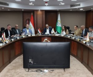 محافظ الجيزة يناقش شكاوى المواطنين بمنشأة القناطر والحوامدية وكرداسة والهرم