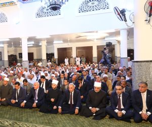 مفتي الجمهورية يؤدي صلاة الجمعة بمحافظة الإسماعيلية ويشهد افتتاح مسجد الجزارية احتفالًا بالعيد القومي للمحافظة