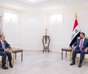 وزير الخارجية يلتقي رئيس مجلس النواب العراقي.. ويشدد على أهمية تعزيز التعاون البرلماني ودعم استقرار العراق