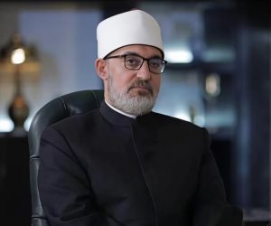مفتي الجمهورية: مبادرة فضيلة الإمام الأكبر تستوجب تحركًا مسؤولًا يتجاوز الحسابات الضيقة ويضع حماية الإنسان وصون الأوطان في مقدمة الأولويات 