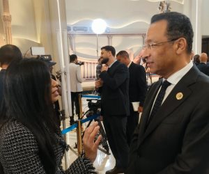 وزير الاتصالات يعلن إنتاج 30 مليون هاتف محمول سنويا لتلبية الطلب المحلى والتصدير