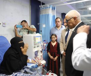  محافظ شمال سيناء يفتتح وحدة الغسيل الكلوي بمستشفى العريش العناية المركزة للأطفال بالشيخ زويد (صور) 