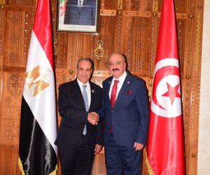 وزير الخارجية يلتقي نظيره التونسي علي هامش الاجتماع الوزاري لآلية دول الجوار الثلاثية حول ليبيا