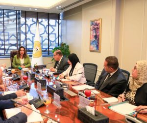 وزيرة التنمية المحلية تترأس الاجتماع الخامس والعشرين لمجلس إدارة صندوق حماية البيئة