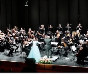 ياسمين علي تتألق في ليلة استثنائية بمهرجان الموسيقى العربية في الدورة 34