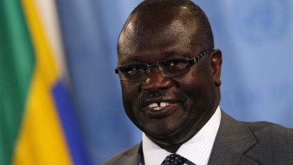 «السودان» يرحب بعودة رياك مشار إلى جوبا
