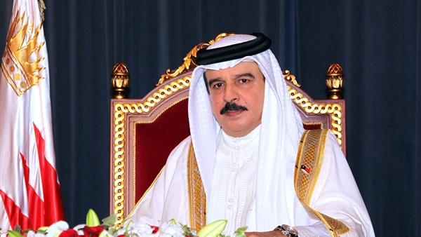 عاهل البحرين: مصر تظل في الذاكرة والوجدان منبعًا للثقافة والعلم 