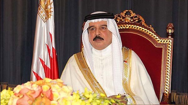 عاهل البحرين يلتقي اليوم البابا تواضروس