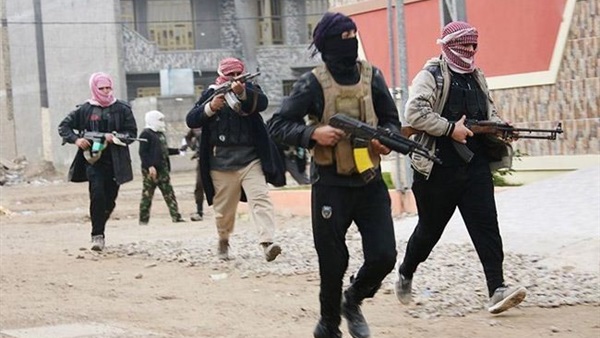روسيا تتهم بريطانيا بحماية إرهابيين يمولون «داعش» في سوريا والعراق  