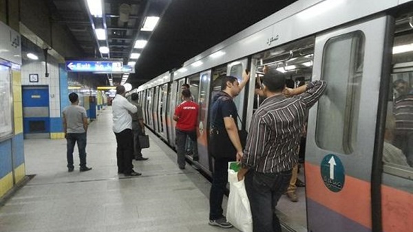 ارتباك بالخط الثاني بسبب تعطل المترو بمحطة مسرة 