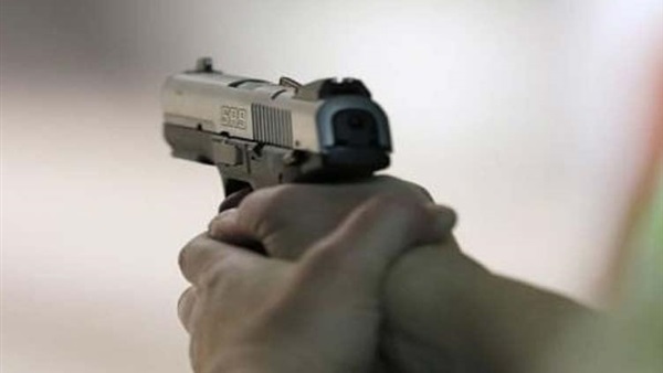 التحقيق مع ضابط أطلق النار على سائق في النزهة