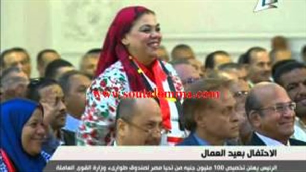 بالفيديو.. رد فعل «السيسي» على مقاطعة «سيدة» لكلمته في عيد العمال