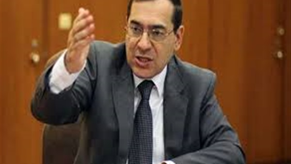 الملا: ضخ 30 مليون لتر  بنزين بنوعيه يومياً 