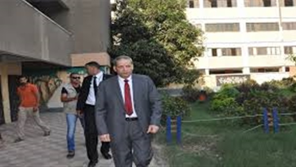 وزير التعليم يقوم بجولة مفاجئة  لإدارة مصر القديمة التعليمية  