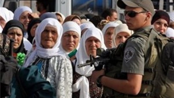 إسرائيل تواصل منع أهالي غزة من الصلاة في الأقصى