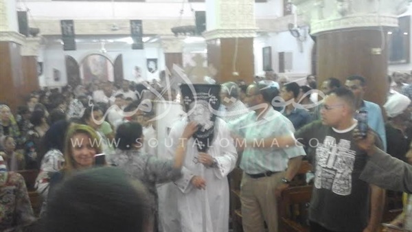 بالصور.. «أقباط بني سويف» يختتمون إحتفالاتهم بـ«الجمعة العظيمة»