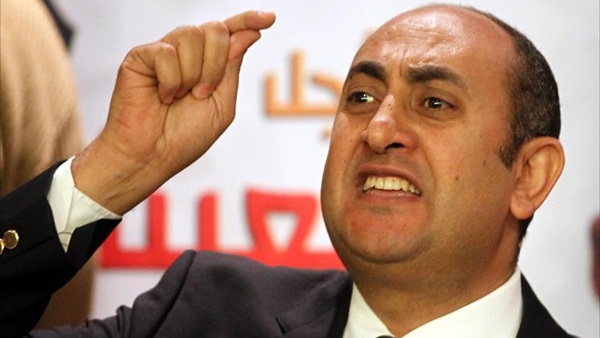 خالد علي بعد اقتحام الأمن النقابة: «الدولة يجب أن تلتزم بالدستور»