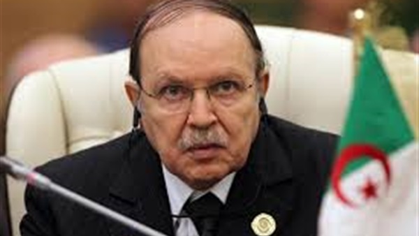 الرئيس الجزائري يستقبل نظيره الإيفواري