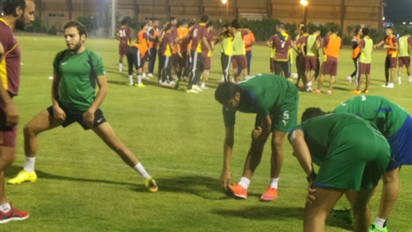 تدريبات خفيفة للاعبى المقاصة عقب الوصول الى تونس