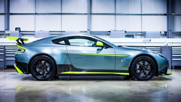 أستون مارتن تطلق 150 نسخة فقط من Vantage GT8