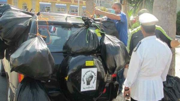 حقيقة صورة القمامة على سيارة  محافظ الإسكندرية: قديمة من 2012 