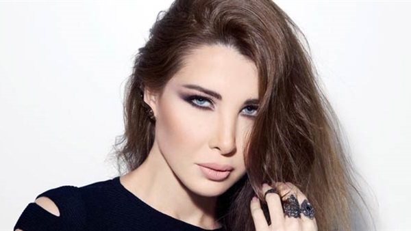 نانسي عجرم تتجه لفرنسا من أجل حفلها الغنائي