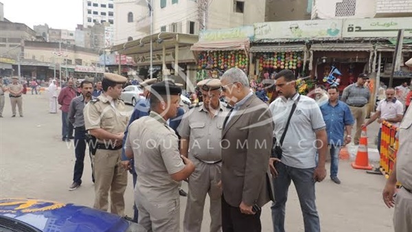 بالصور.. مدير أمن الغربية يوجه بإزالة المحلات المخالفة  