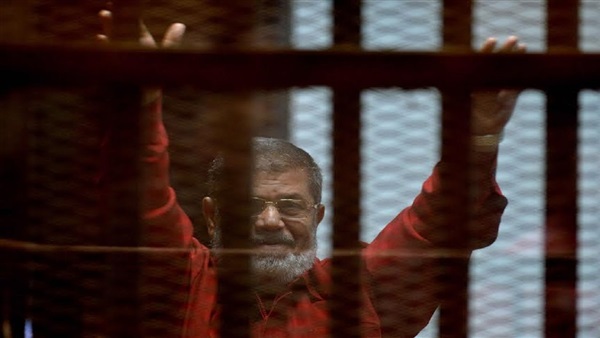 الحكم على مرسي في «التخابر» 18 يونيو