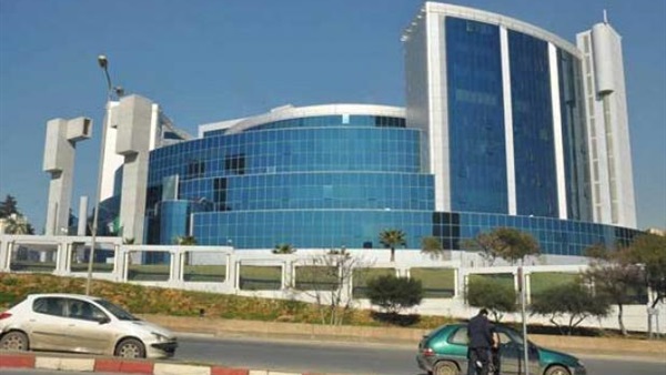 ارتفاع عجز الموازنة الجزائري إلى 240% خلال 2016