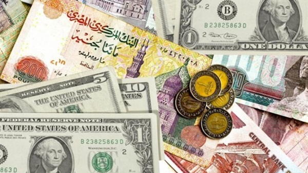 استقرار أسعار العملات الأجنبية.. والدولار يسجل 888 قرشا