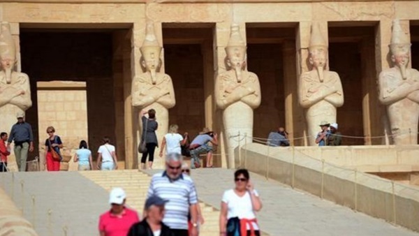 6300 سائح يزورون المناطق الأثرية بالأقصر خلال أسبوع