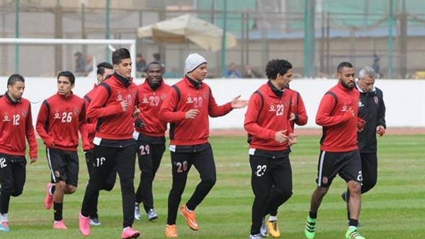 الأهلي يواصل استعداداته لاسوان بدون راحة 
