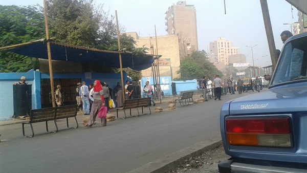 لجان مدرسة الوراق الثانوية  مغلقة.. والقضاة لم يحضر أحد 