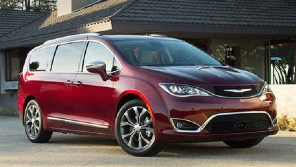 «فيات» تطلق أول سيارة ذاتية القيادة