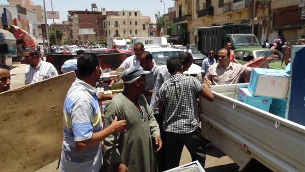 تحرير 22 محضر إشغال طريق فى قنا 