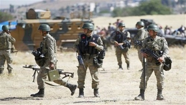 إصابة 5 جنود بتفجير سيارة بماردين جنوبي تركيا  