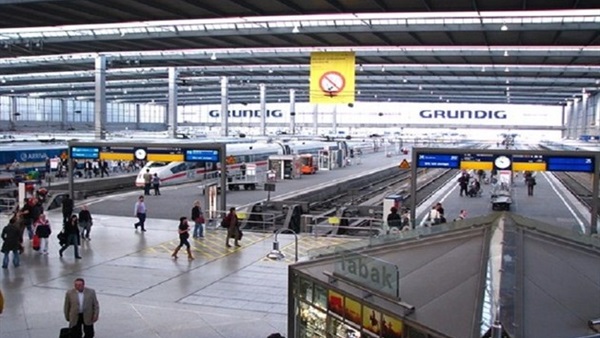 نقل المتهم بمهاجمة أربعة بمحطة قطار بألمانيا للصحة النفسية
