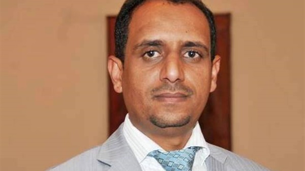 بالفيديو.. محلل سياسي يدخل في نوبة «نوم» على الهواء مباشرة