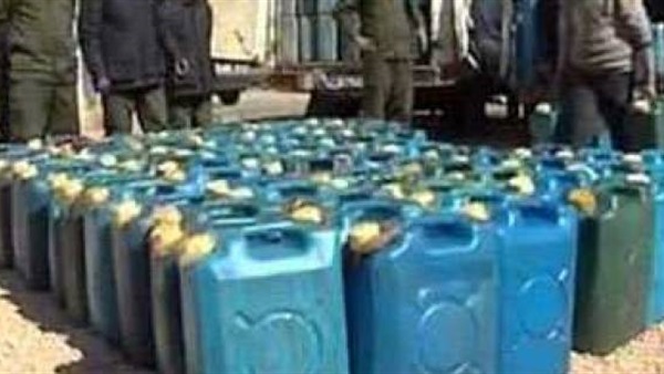 ضبط 576 زجاجة زيت تمويني مدعم قبل بيعها بالسوق السوداء في الإسكندرية