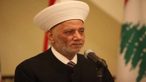 وصول مفتي الديار اللبناني ووزير الشئون الأذربيجاني إلى مطار القاهرة
