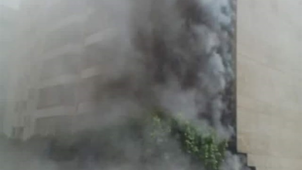 نشوب حريق بساحة كلية جامعة دمنهور 