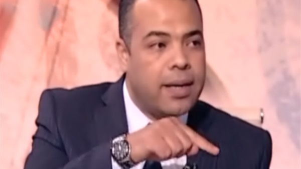 استقالة محامي "العامة للبناء" تضامنًا مع عمال "كليوباترا"