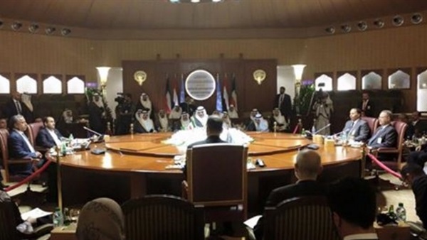 الأطراف اليمنية تعقد جلسة ضمن مشاورات السلام بالكويت 