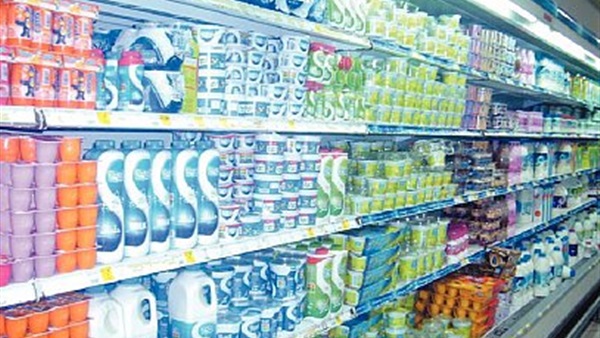 عاصفة ضربت معظم الدول الأفريقية بسبب انخفاض أسعار المواد الأولية