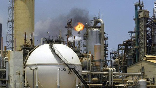 فنزويلا تعلن تحسين شروط اتفاق النفط مقابل القروض مع الصين