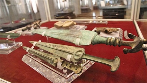 بالفيديو.. تكذيب "عبدالجواد" لتصريح "التلاوي" بوجود 13 ألف كادر نسائي في المحليات