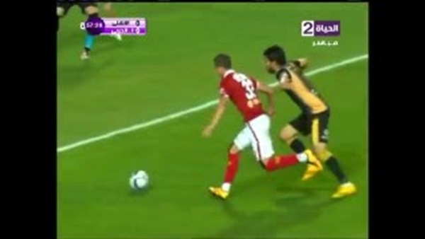 بالفيديو..سلسة من الإنفرادات يهدرها لاعبو الأهلي أمام الإنتاج
