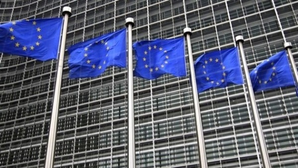 المفوضية الأوروبية تؤجل قرار تغريم إسبانيا والبرتغال