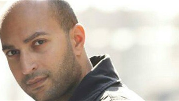 مخرج «صد رد» يلجأ لديكور «المطار» بعد حادث الطائرة المفقودة